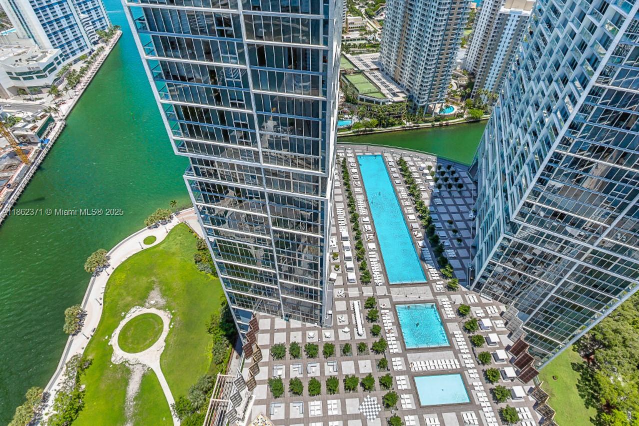 image Icon Brickell22