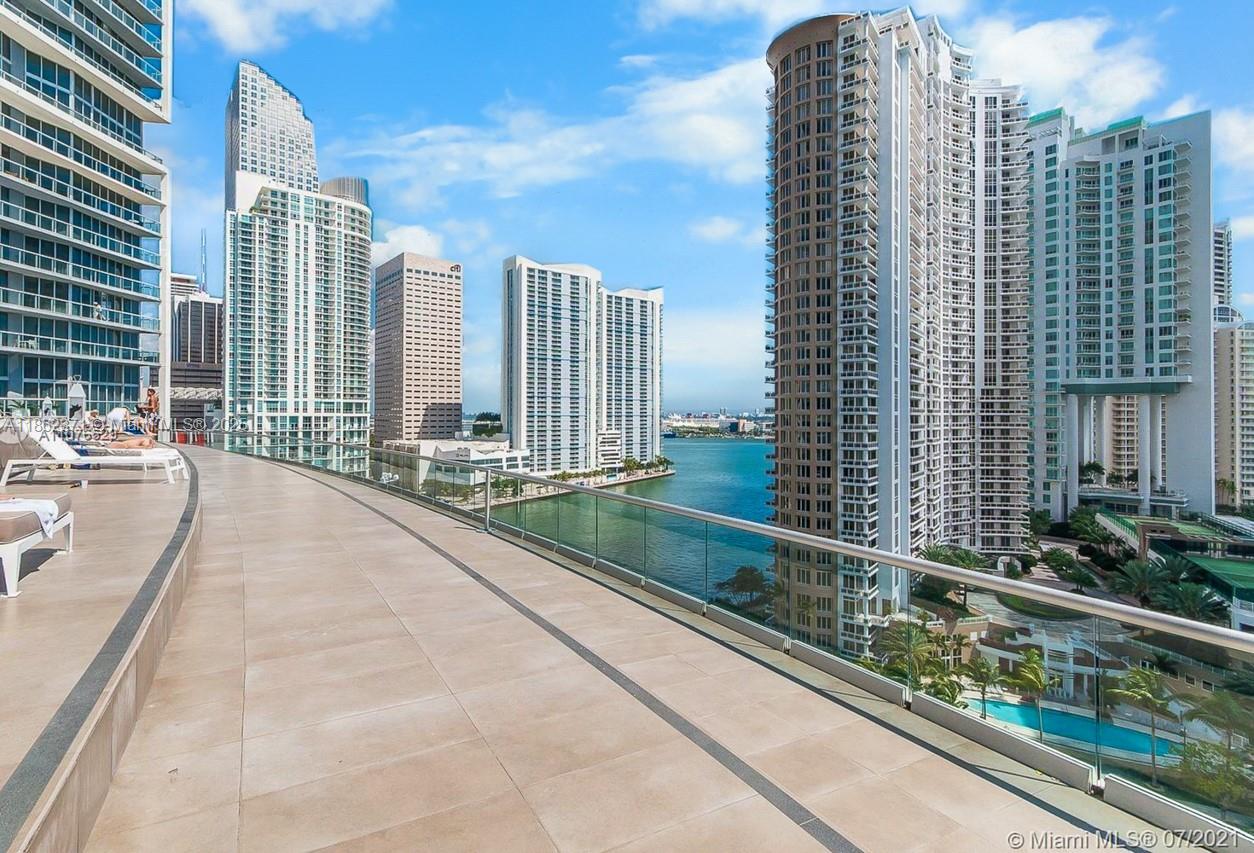 image Icon Brickell27
