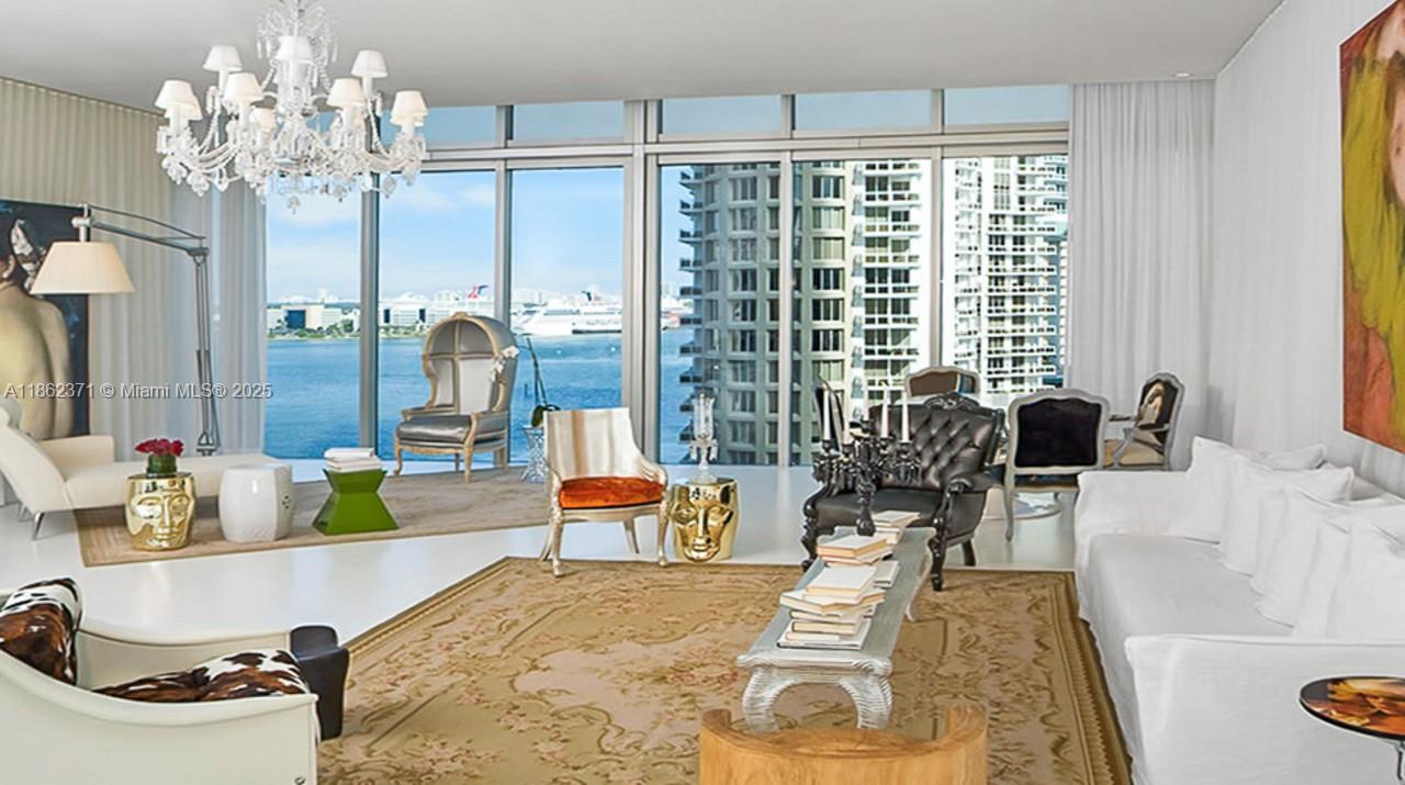 image Icon Brickell30