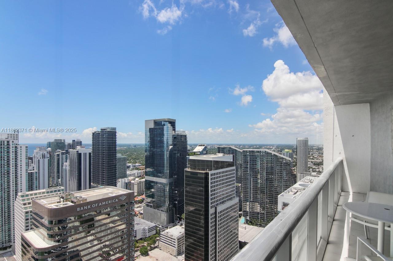 image Icon Brickell4