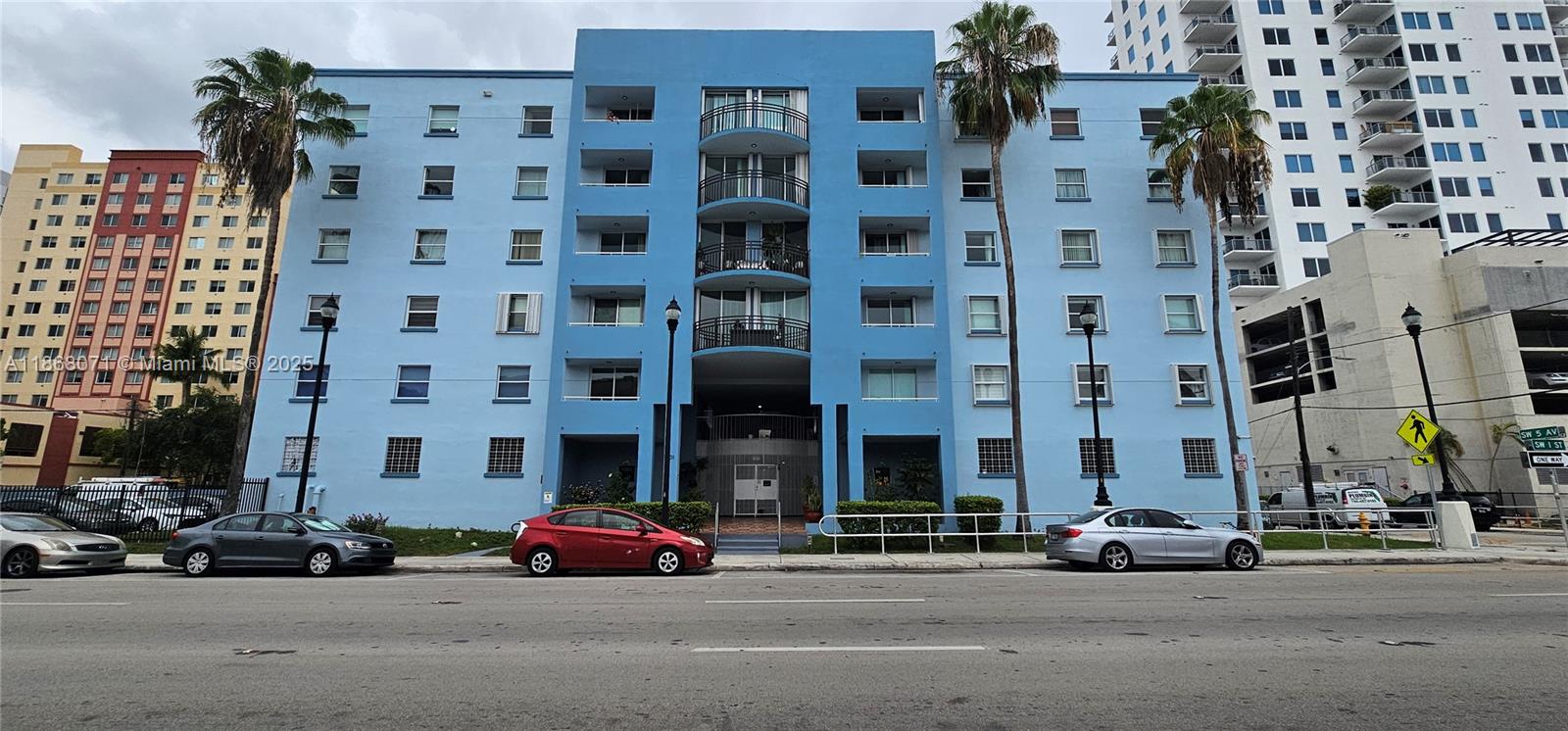 501 SW 1st St #507