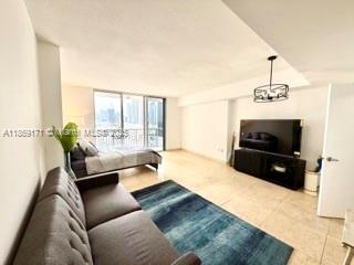 1750 N Bayshore Dr #1808