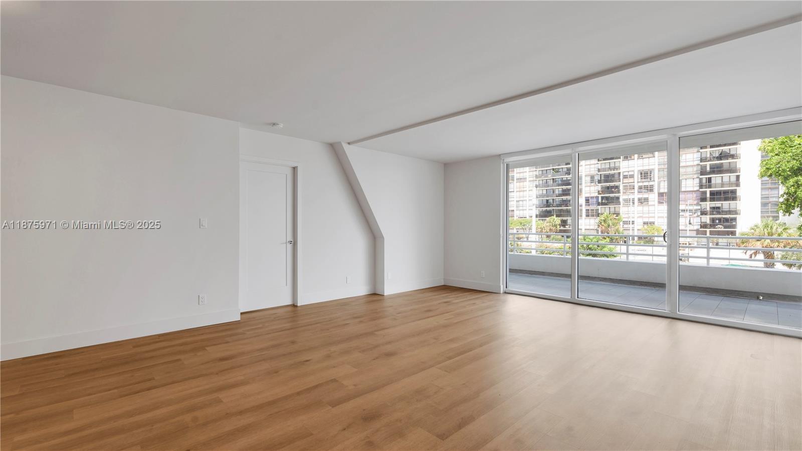 555 NE 34th St #504 Miami, FL 33137