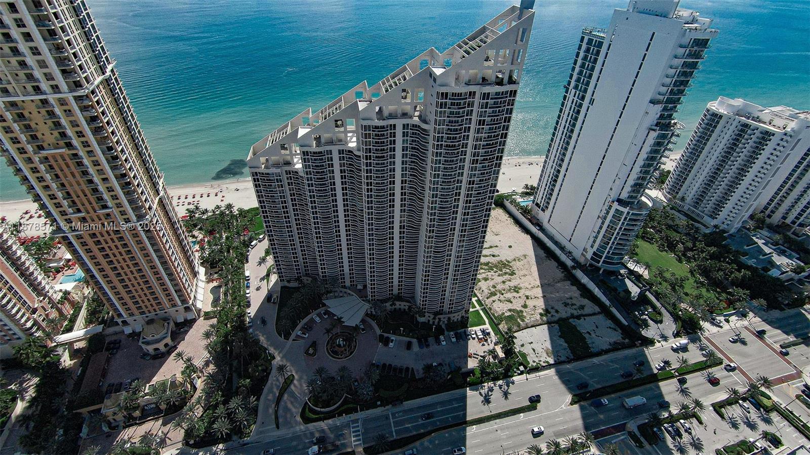 image Pinnacle33