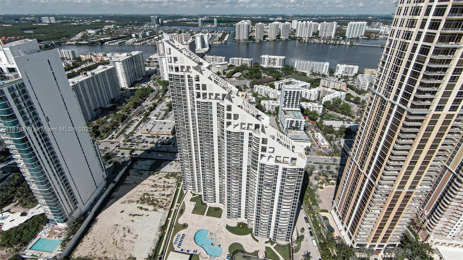 image Pinnacle57