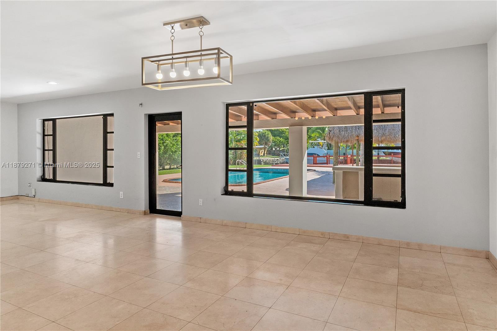 1850 Hibiscus Dr North Miami, FL 33181