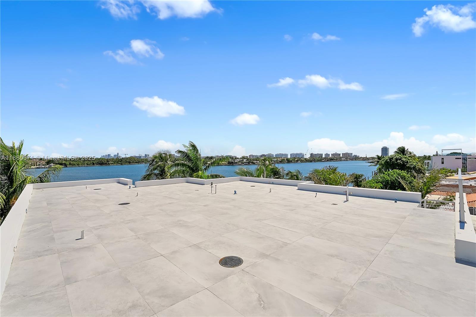 1311 Stillwater Dr Miami Beach, FL 33141