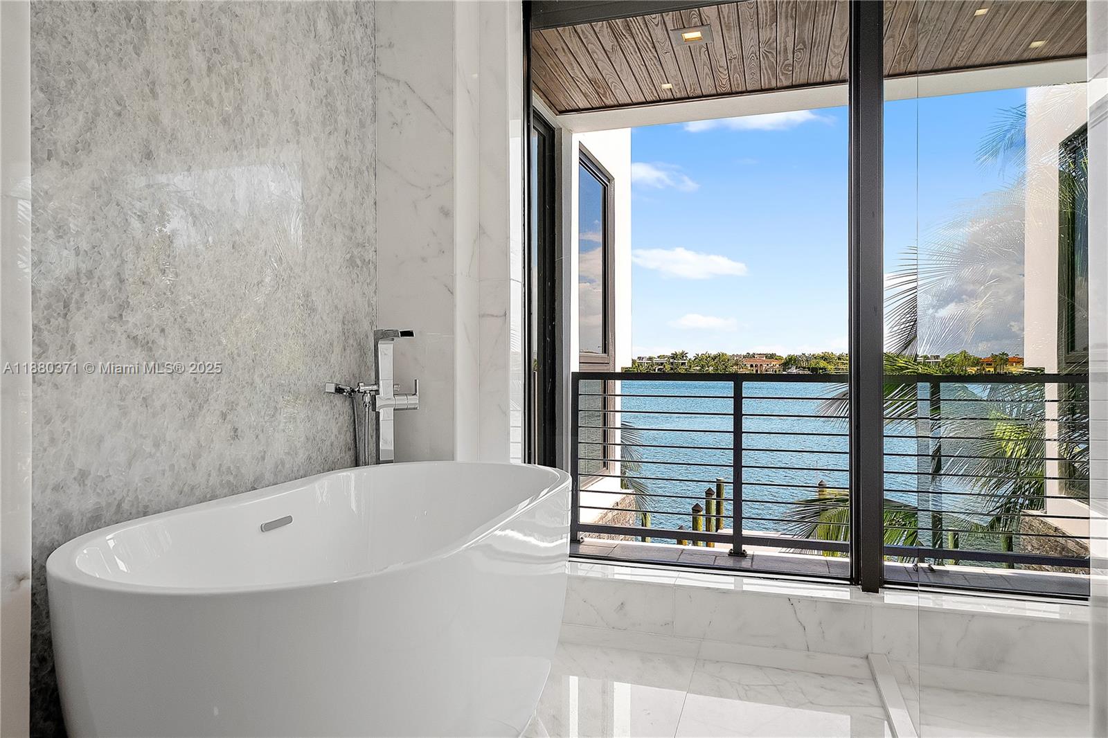 1311 Stillwater Dr Miami Beach, FL 33141