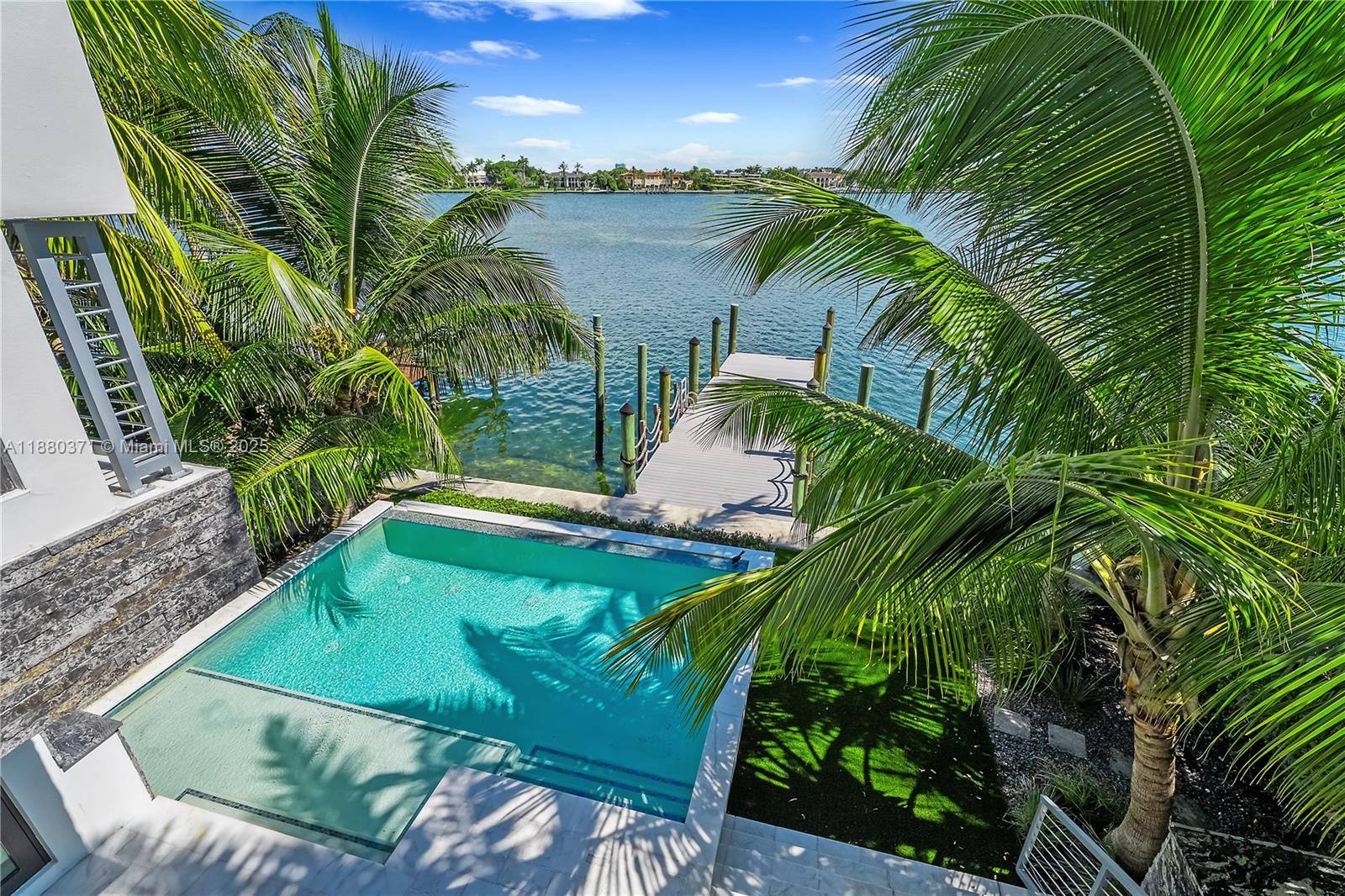 1311 Stillwater Dr Miami Beach, FL 33141