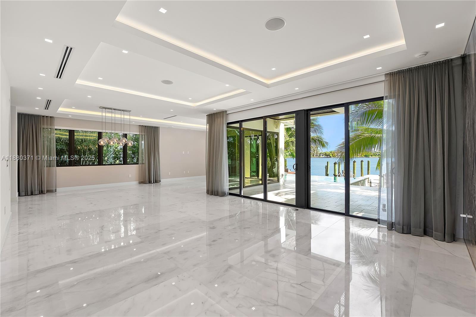 1311 Stillwater Dr Miami Beach, FL 33141