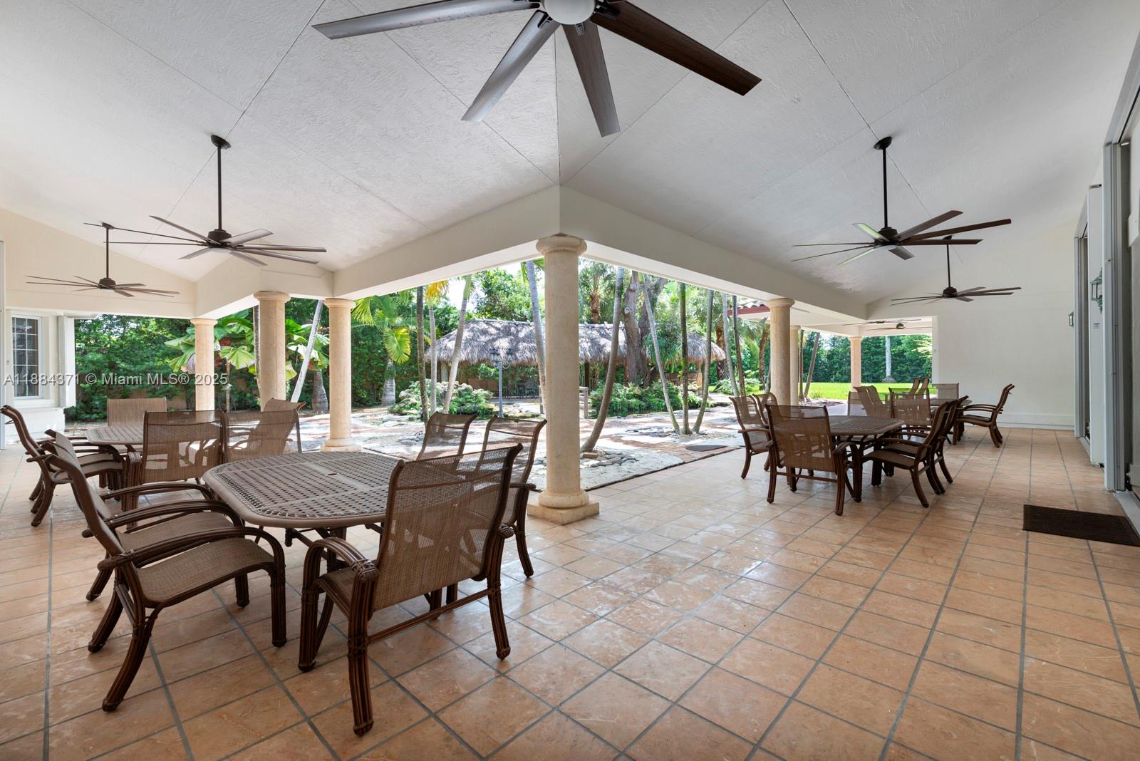 9360 SW 66th St Miami, FL 33173