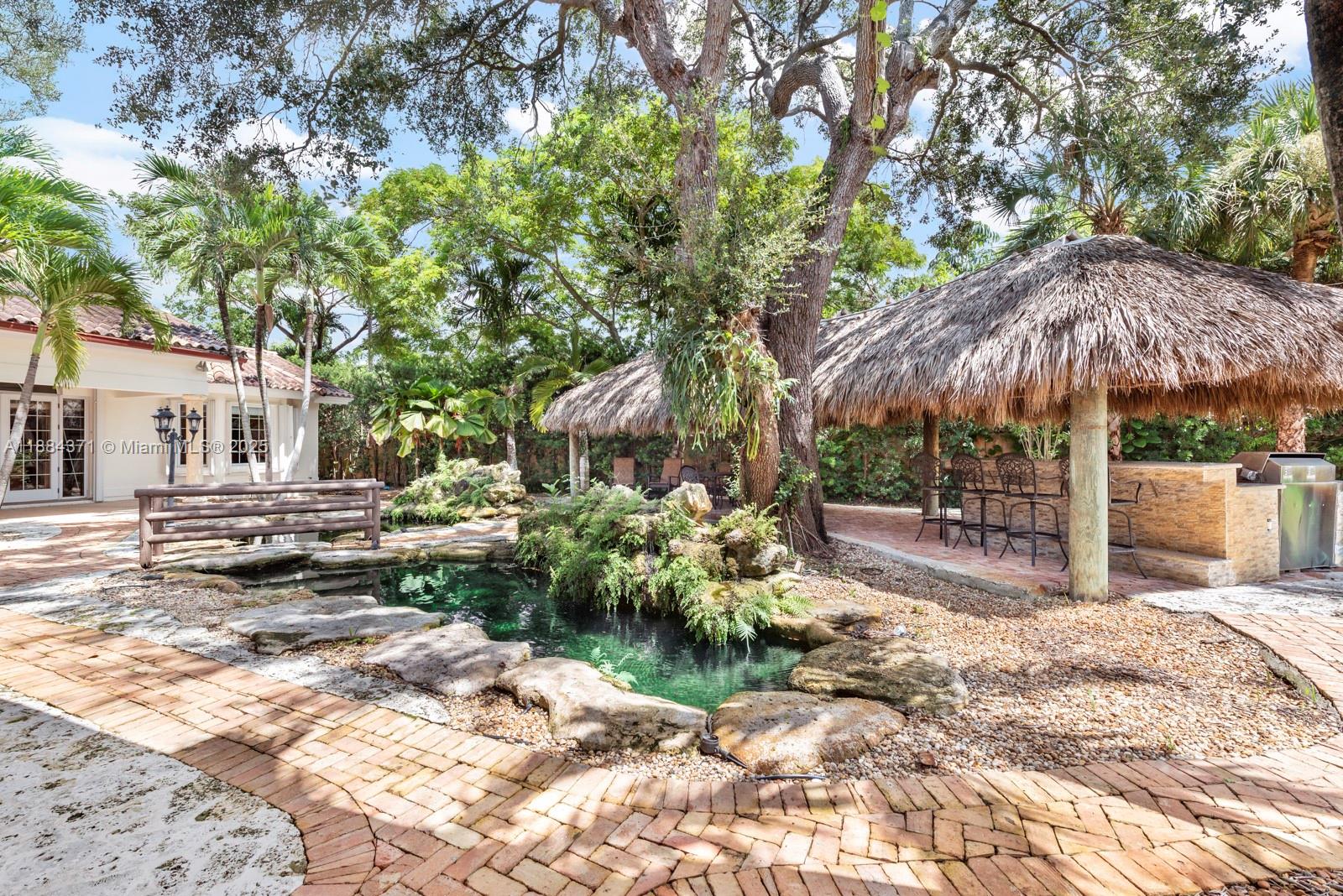 9360 SW 66th St Miami, FL 33173