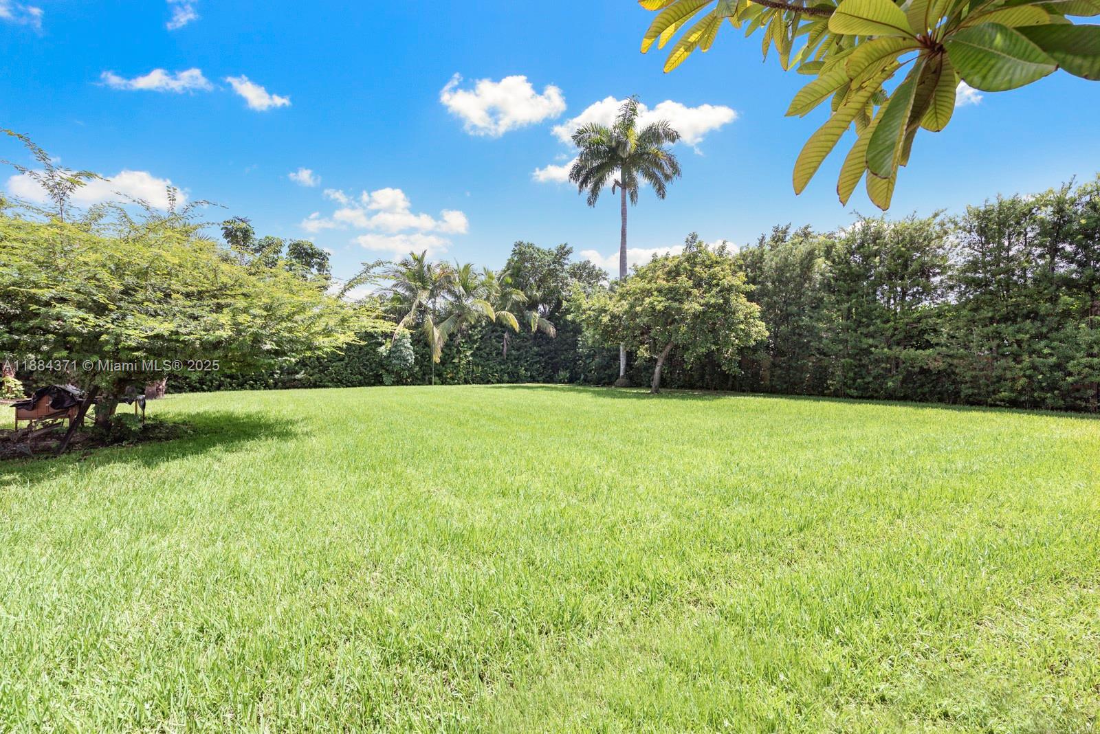 9360 SW 66th St Miami, FL 33173