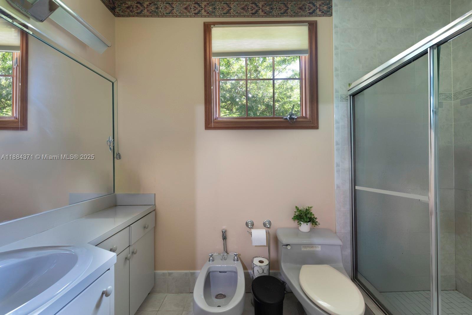 9360 SW 66th St Miami, FL 33173