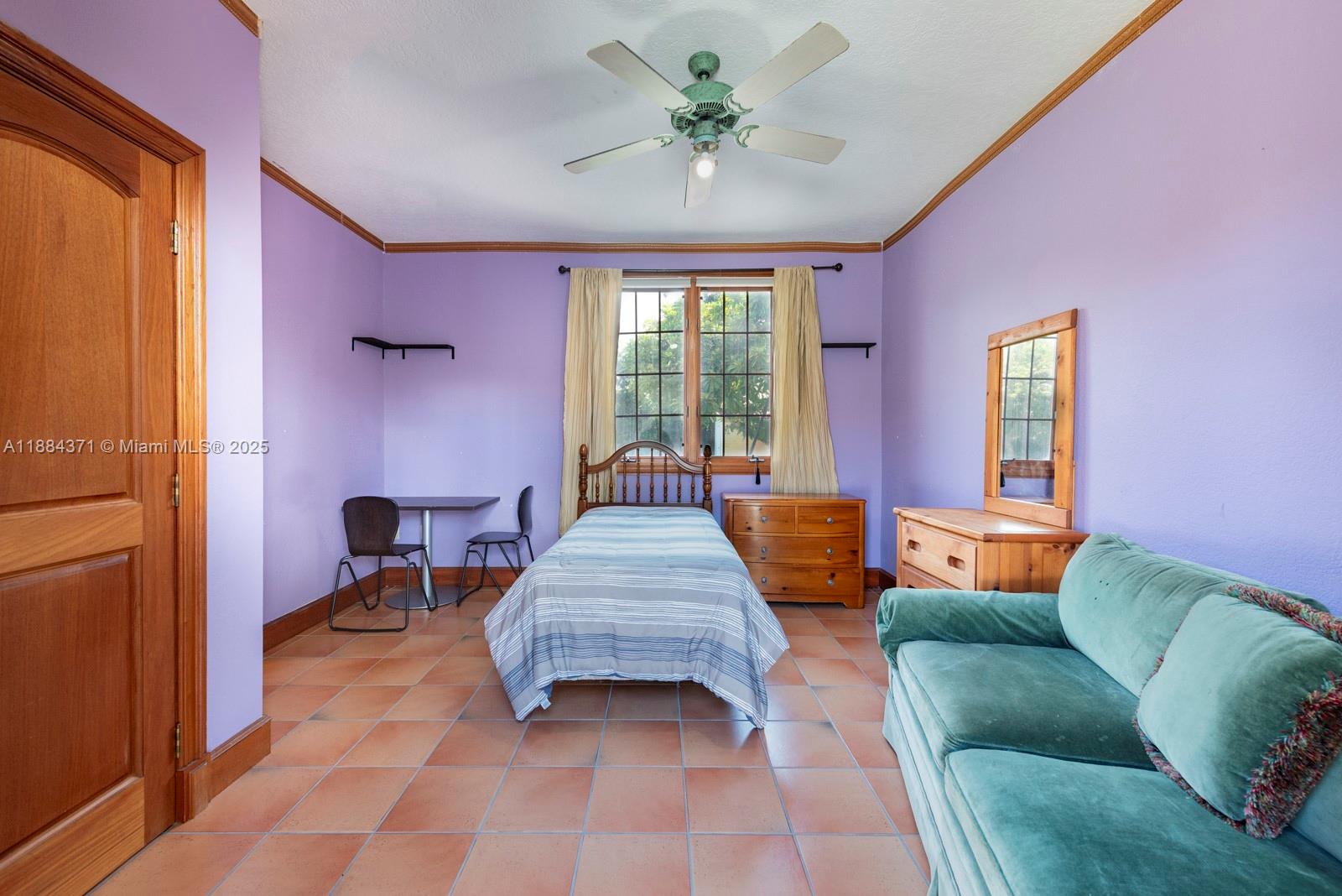 9360 SW 66th St Miami, FL 33173