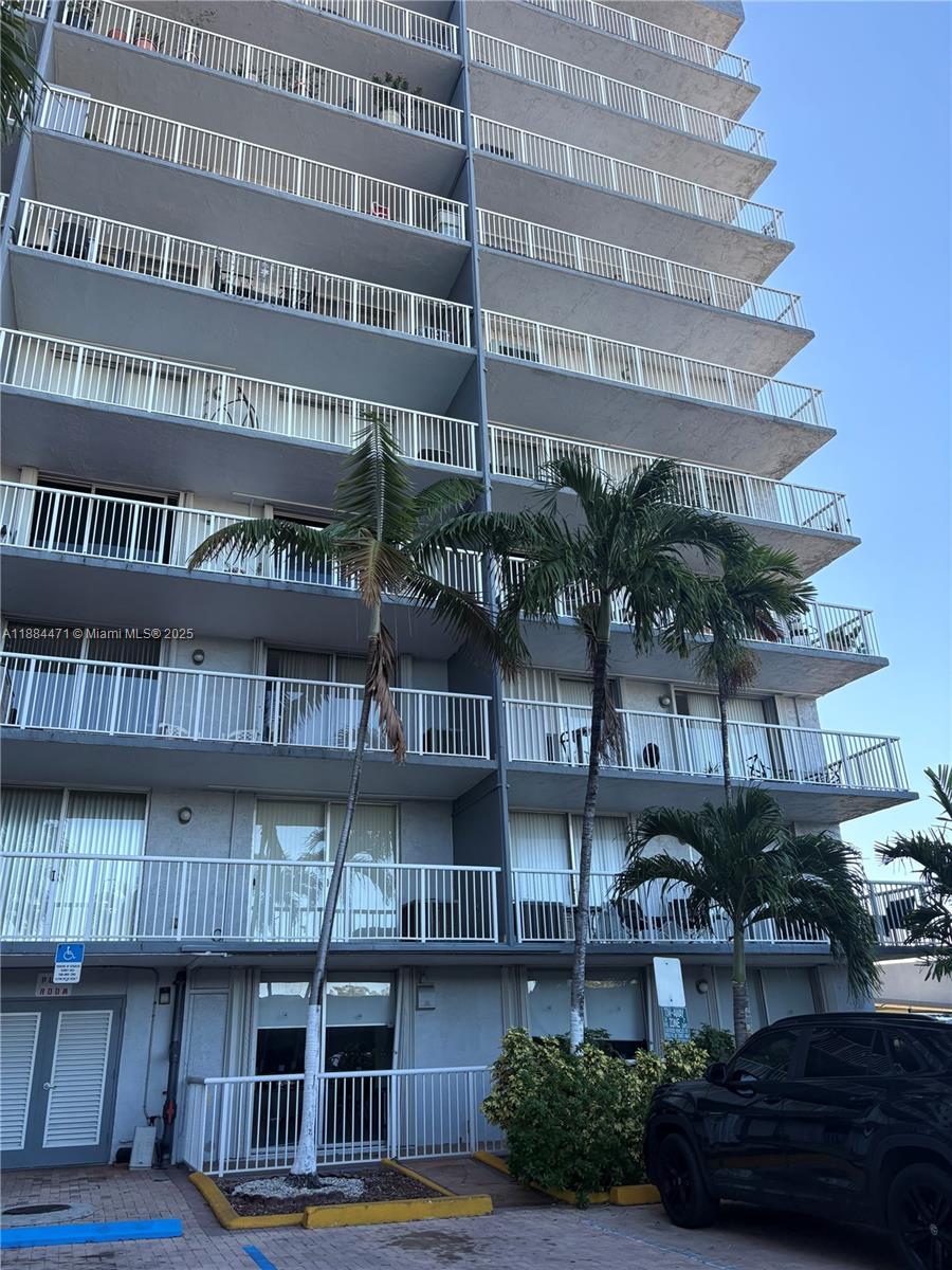 1800 NW 24th Ave #208
