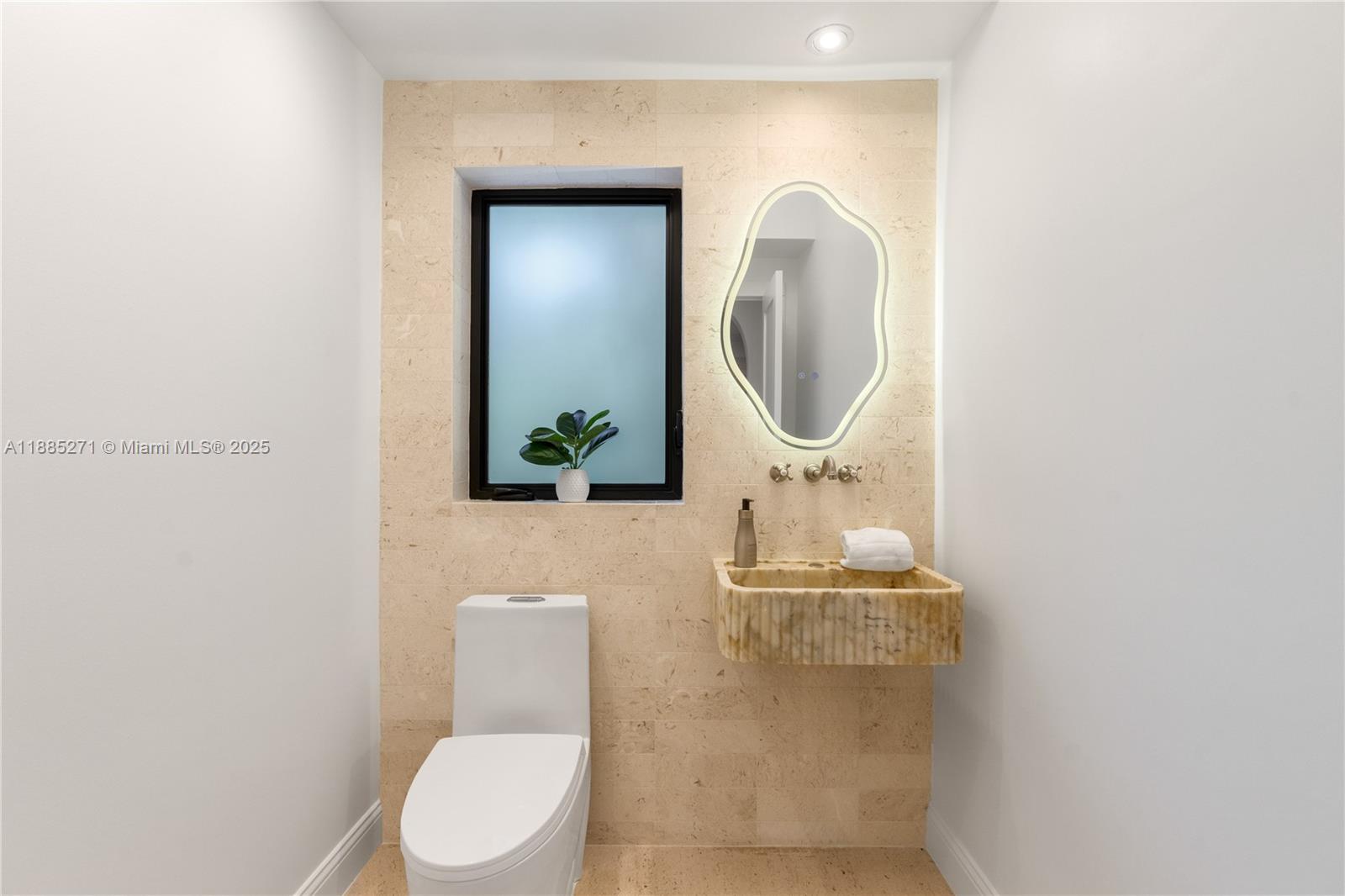 3700 Hibiscus St Miami, FL 33133