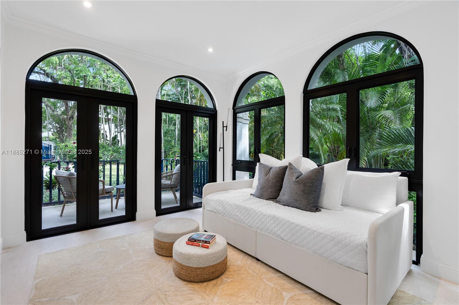 3700 Hibiscus St Miami, FL 33133