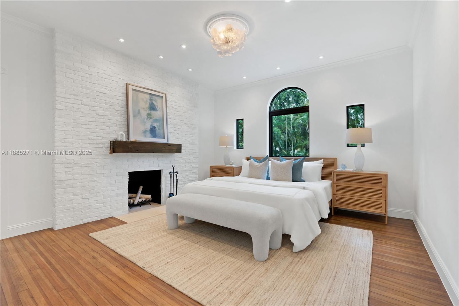 3700 Hibiscus St Miami, FL 33133