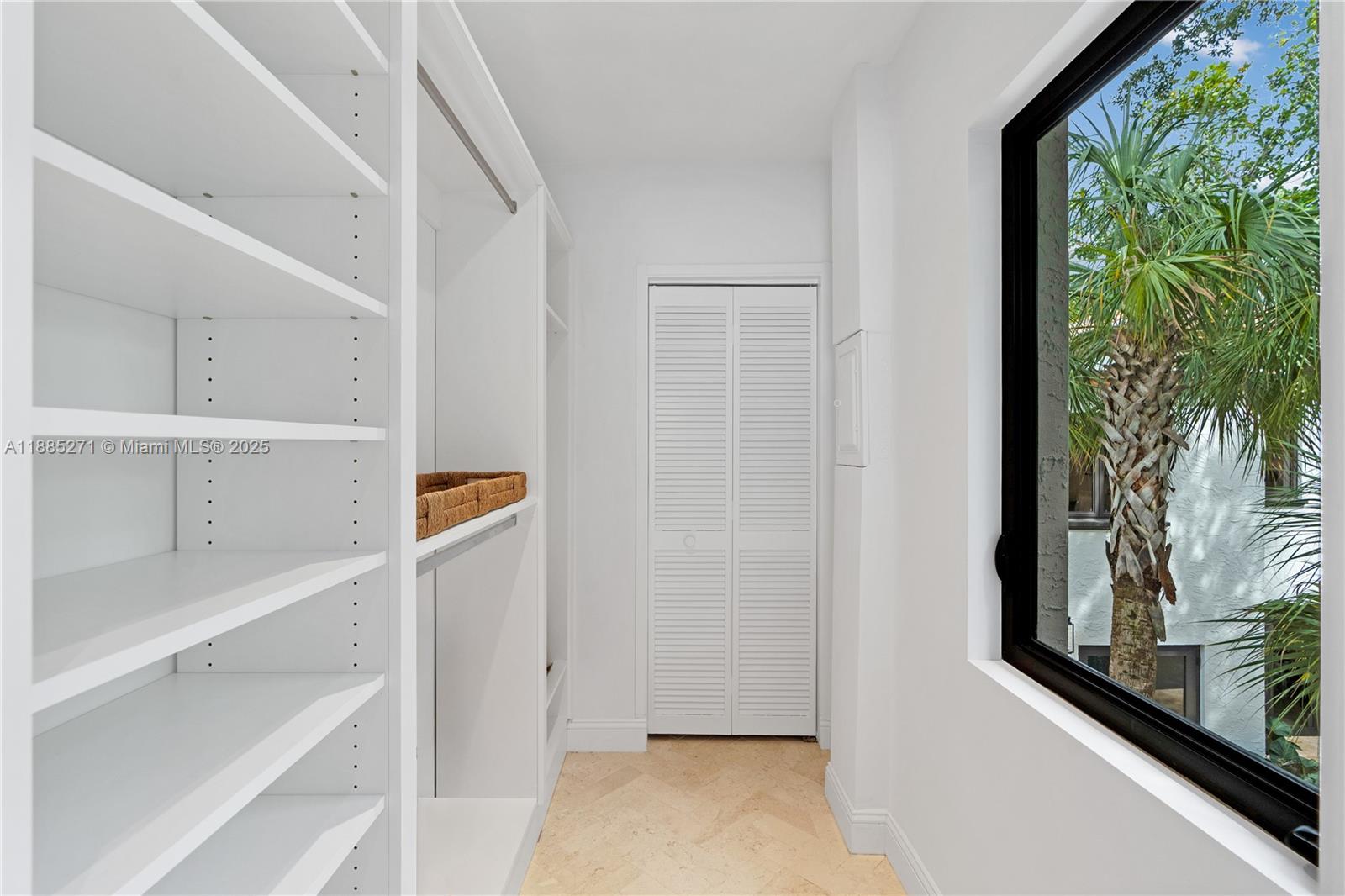 3700 Hibiscus St Miami, FL 33133