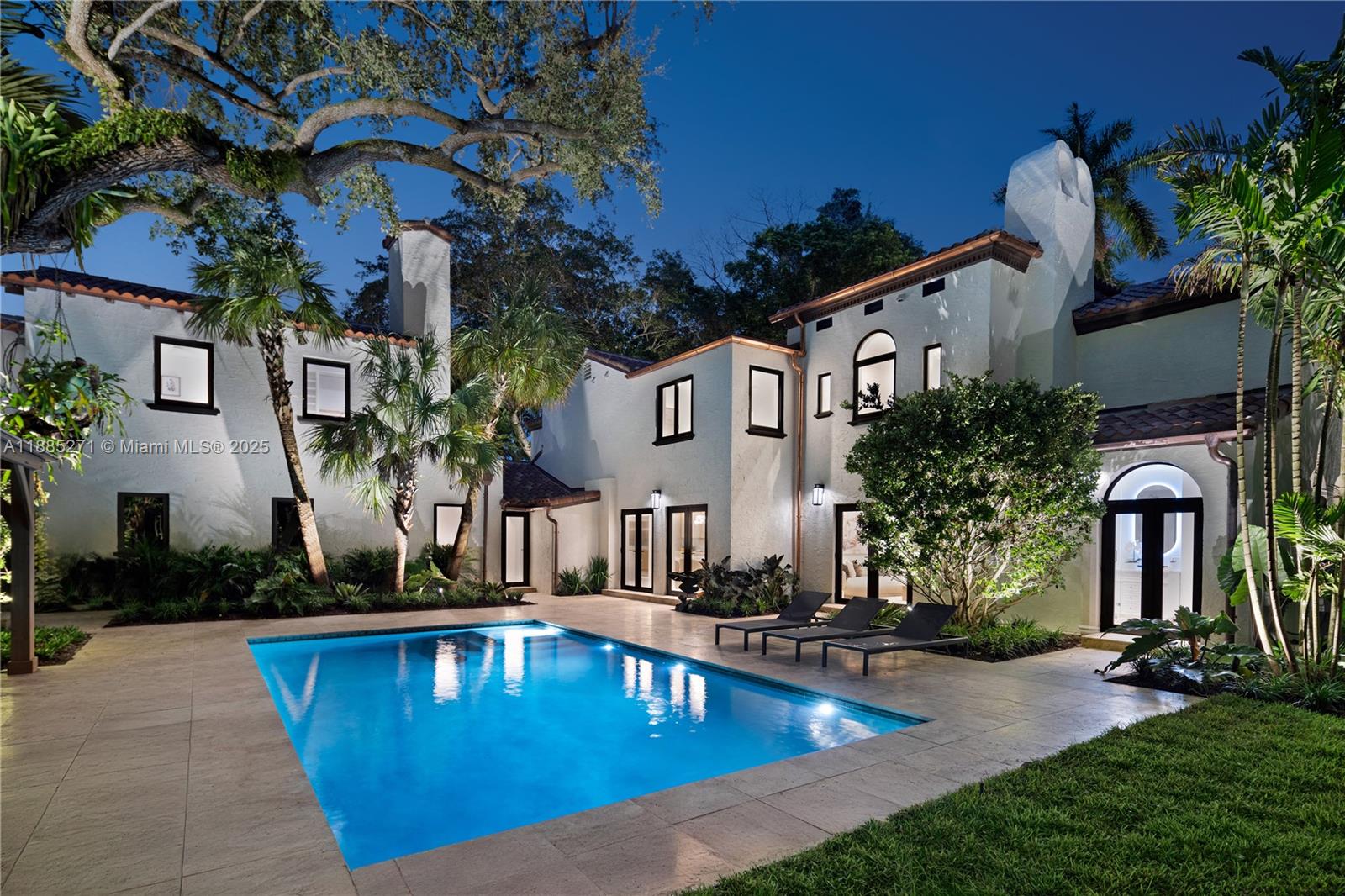 3700 Hibiscus St Miami, FL 33133