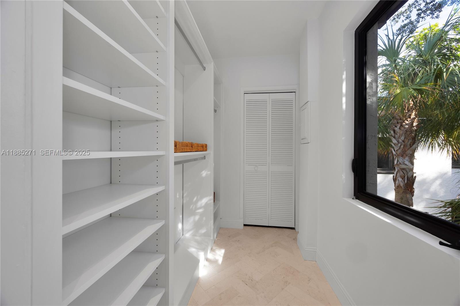 3700 Hibiscus St Miami, FL 33133