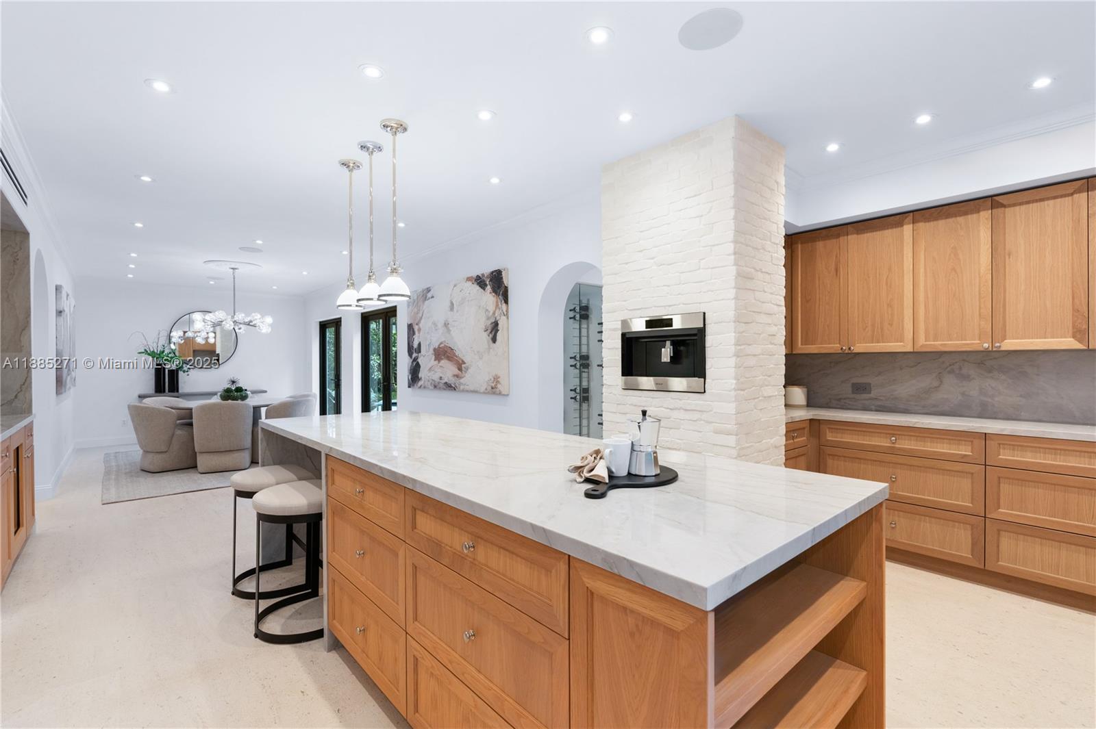 3700 Hibiscus St Miami, FL 33133