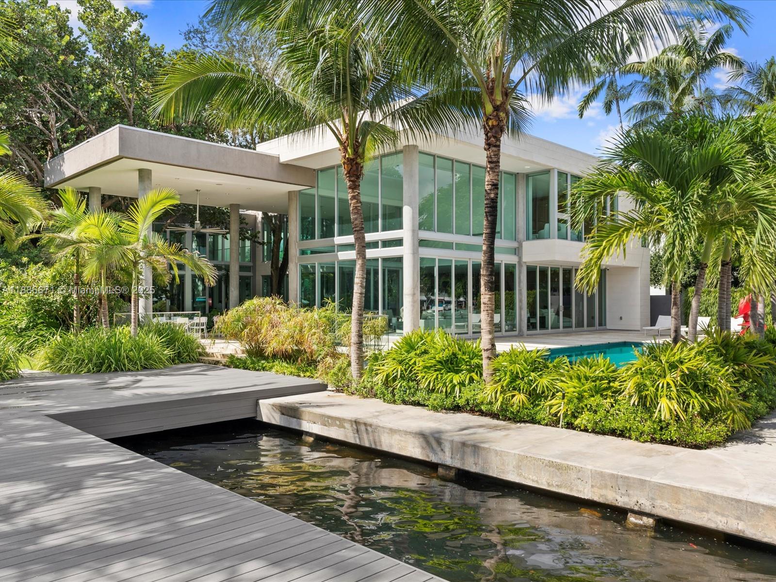 1015 N Rio Vis Blvd Fort Lauderdale, FL 33301 1015 N Rio Vis Blvd Fort Lauderdale, FL 33301