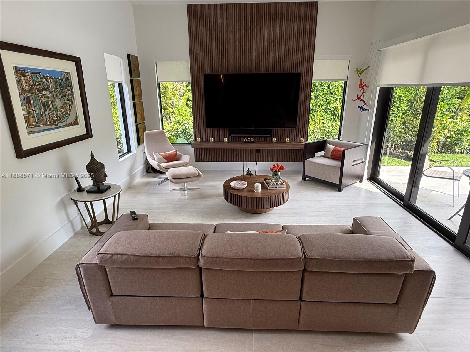 1515 Urbino Ave Coral Gables, FL 33146 1515 Urbino Ave Coral Gables, FL 33146