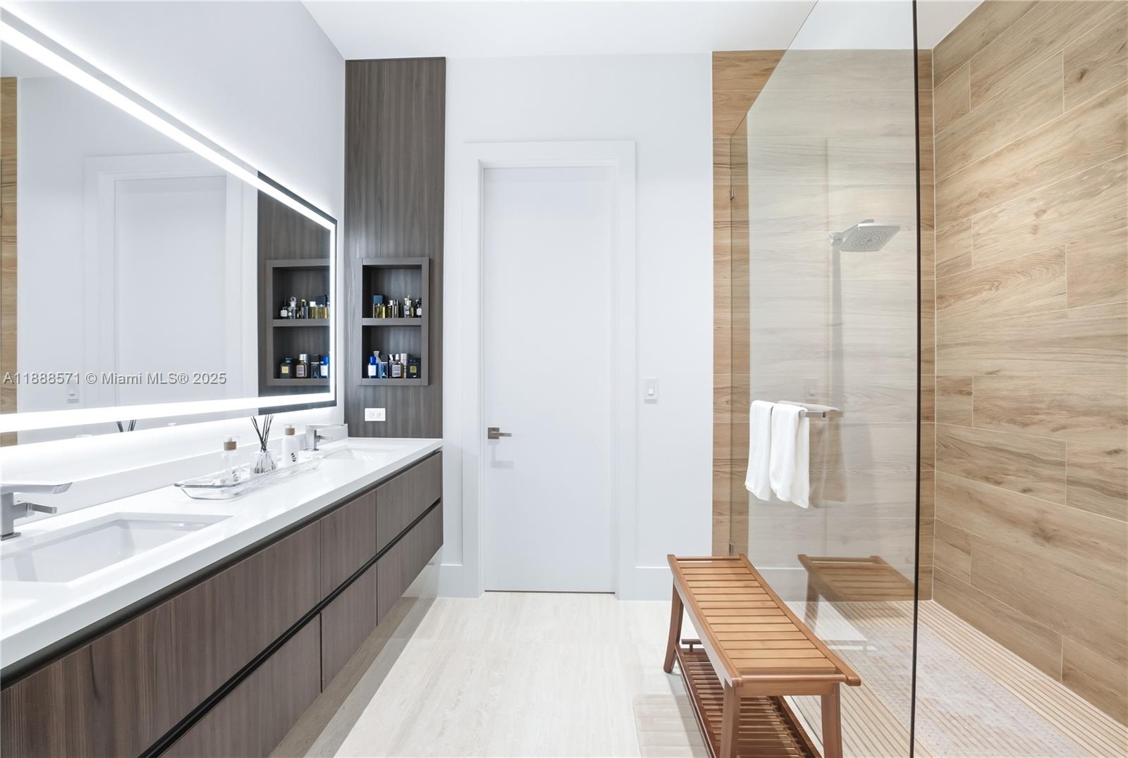 1515 Urbino Ave Coral Gables, FL 33146 1515 Urbino Ave Coral Gables, FL 33146