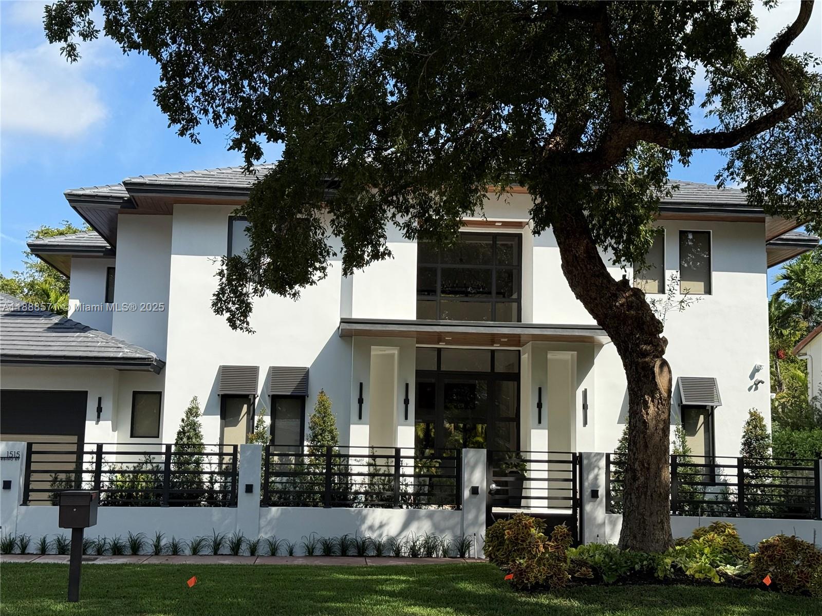 1515 Urbino Ave Coral Gables, FL 33146 1515 Urbino Ave Coral Gables, FL 33146