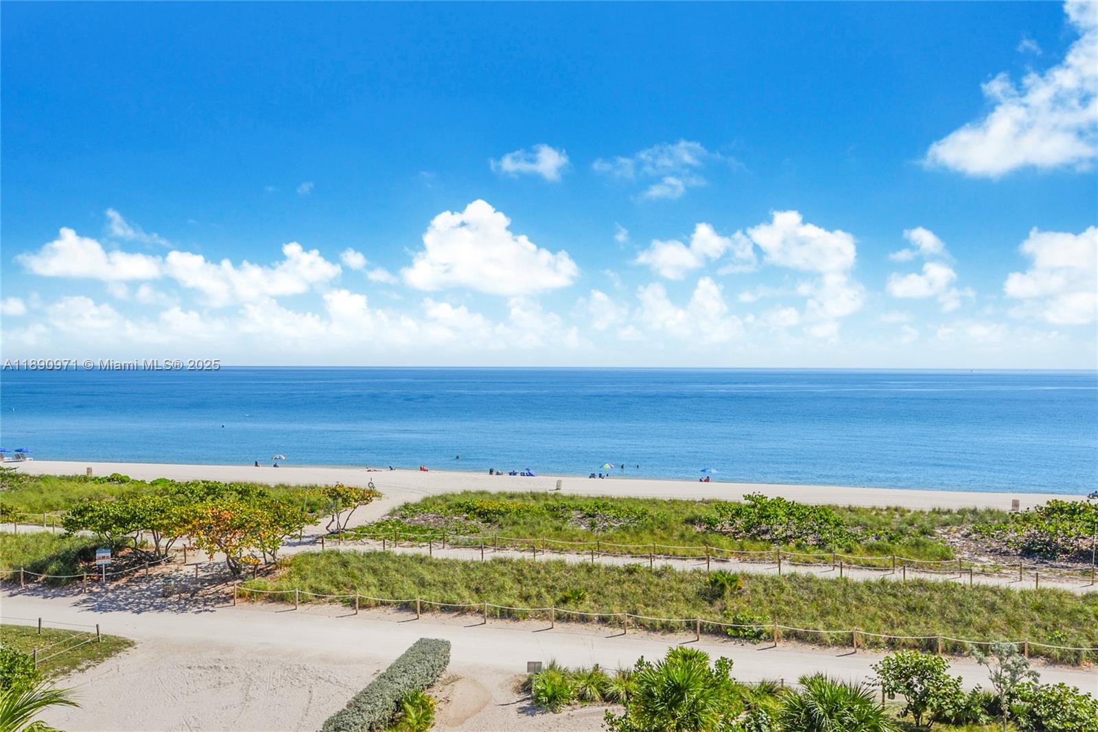 9225 Collins Ave #501