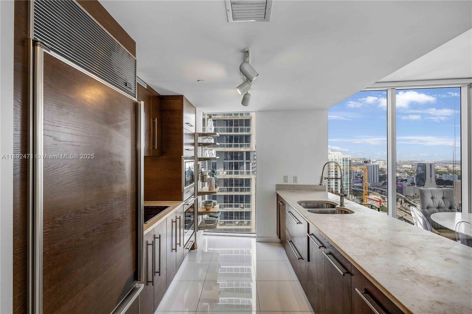 image Icon Brickell3