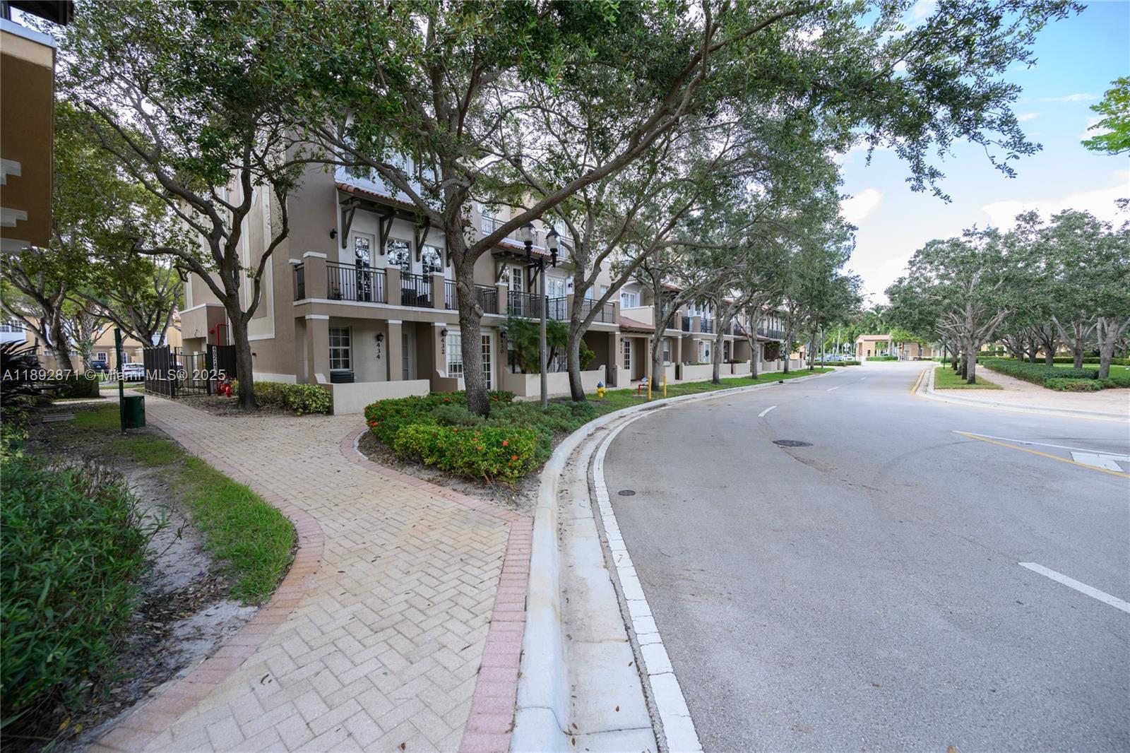 430 SW 147th Ave