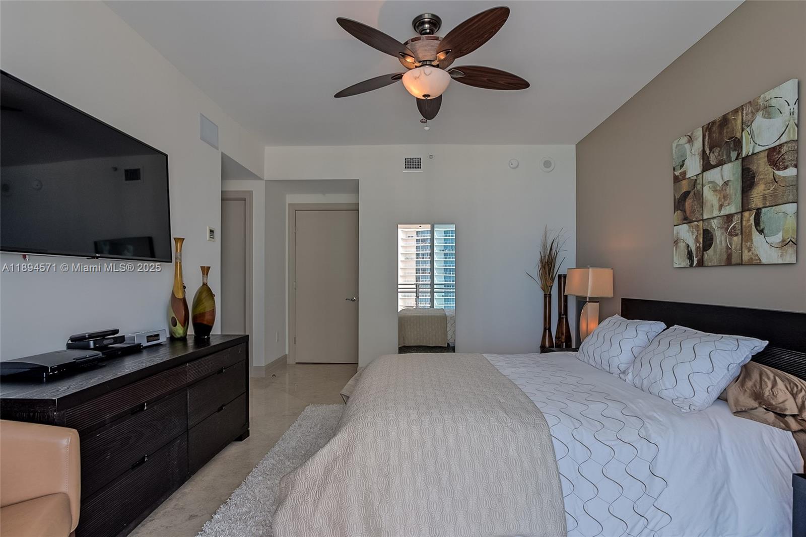 3535 S Ocean Dr #2102 Hollywood, FL 33019