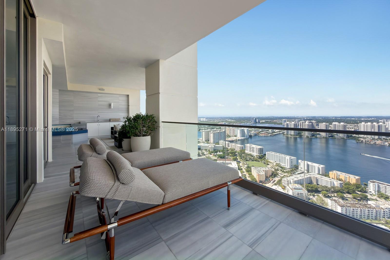 17975 Collins Ave #N-4602 Sunny Isles Beach, FL 33160