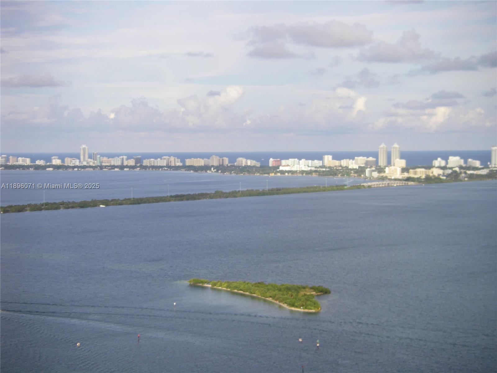 1750 N Bayshore Dr #5307