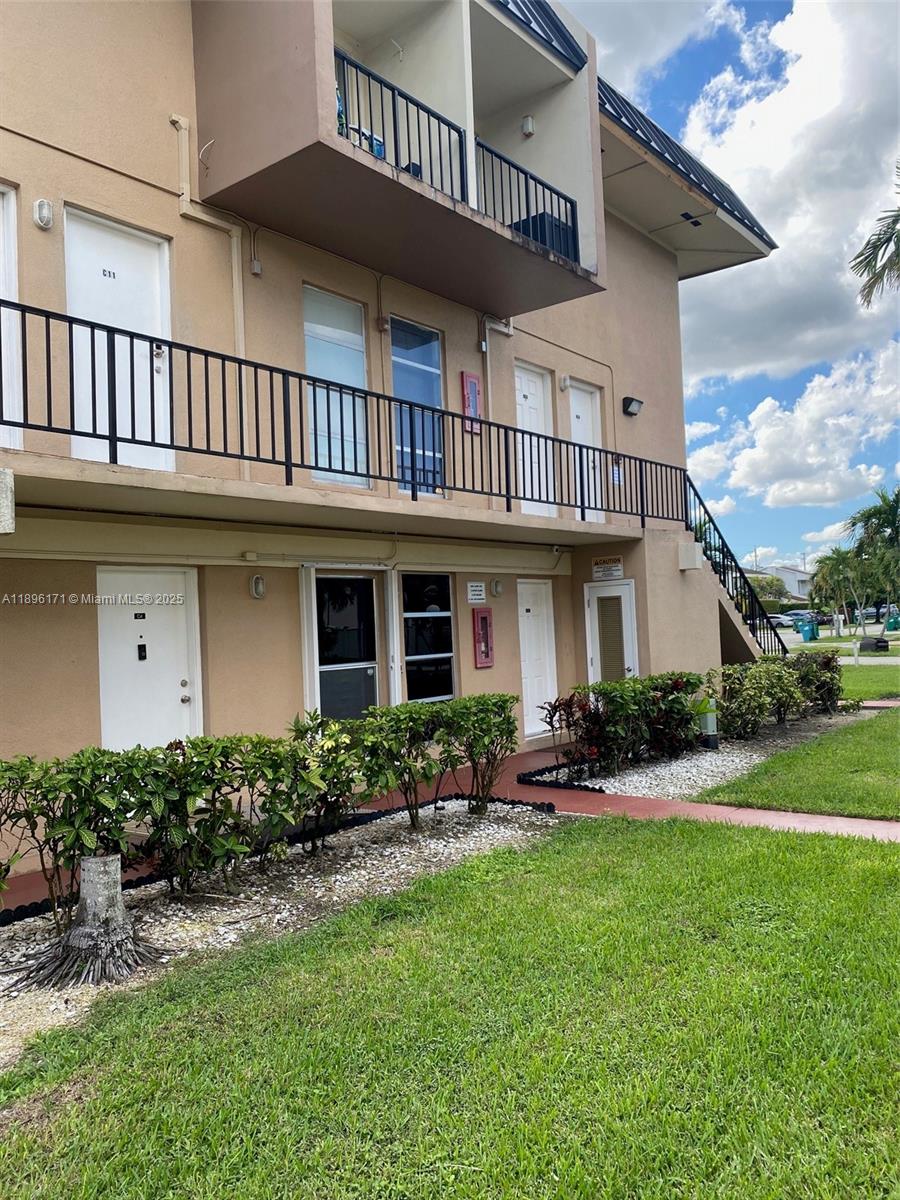 3901 SW 109th Ave #9C