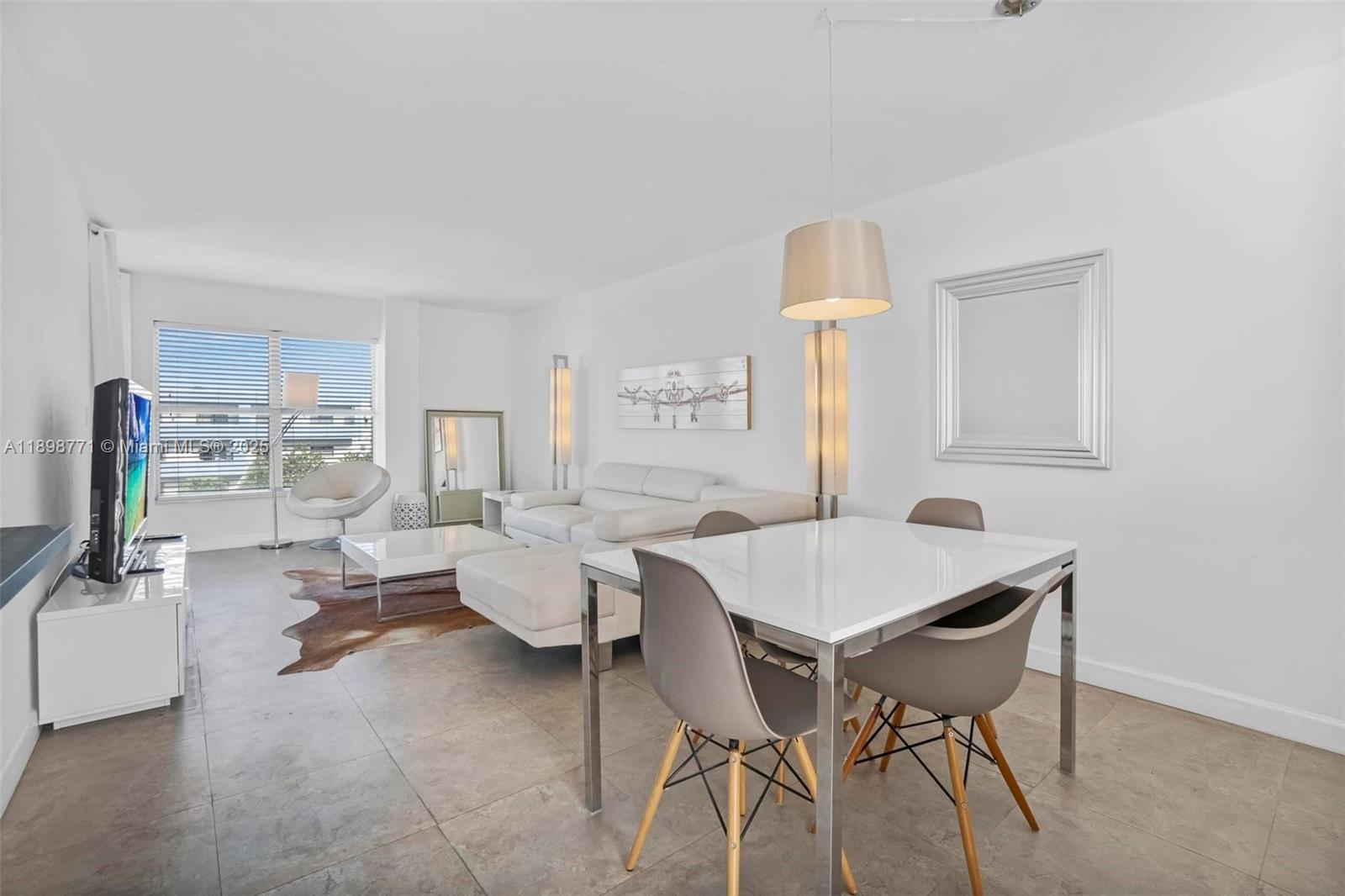 1615 West Ave #504 Miami Beach, FL 33139