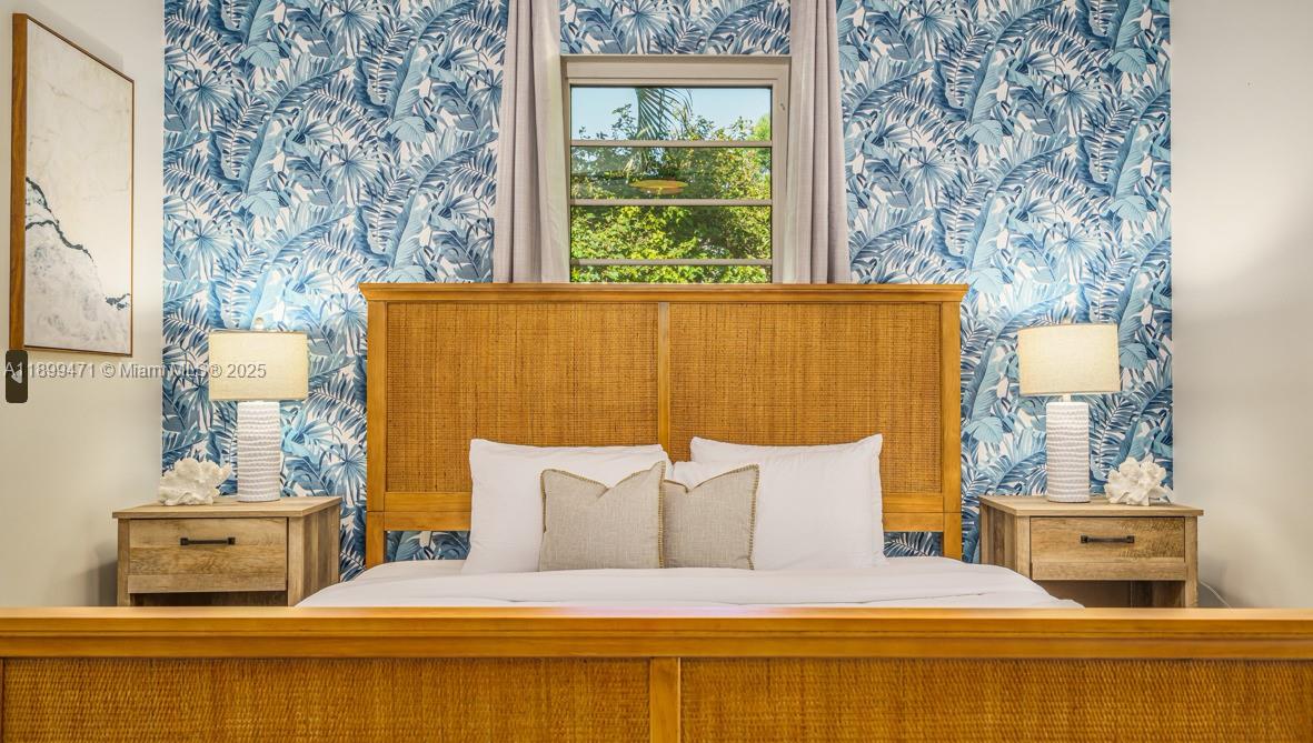 320 Polk St Hollywood, FL 33019