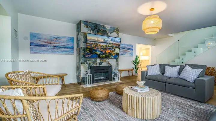 320 Polk St Hollywood, FL 33019