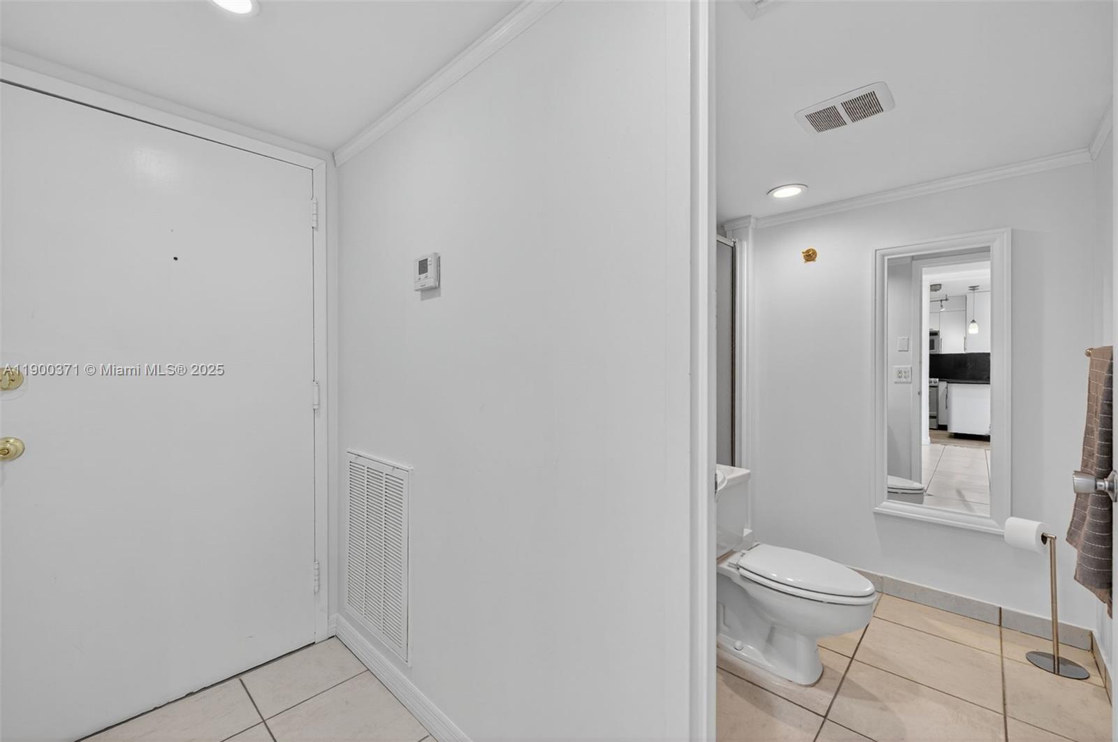 1050 SE 15th St #307 Fort Lauderdale, FL 33316