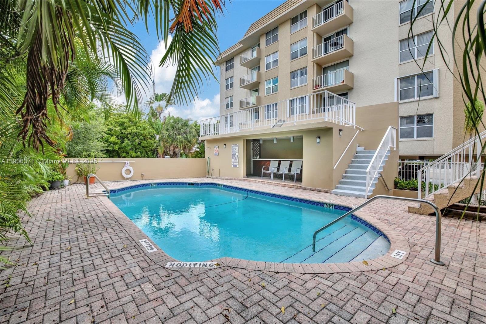 1050 SE 15th St #307 Fort Lauderdale, FL 33316