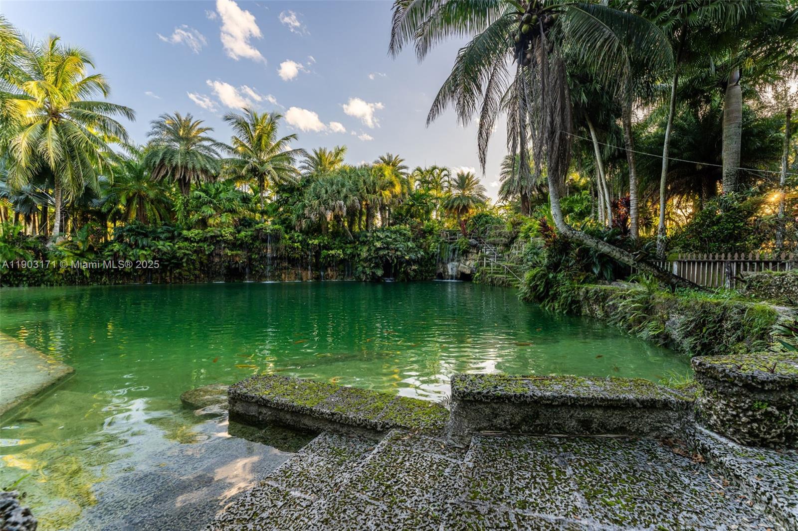 15000 SW 200th St Miami, FL 33187