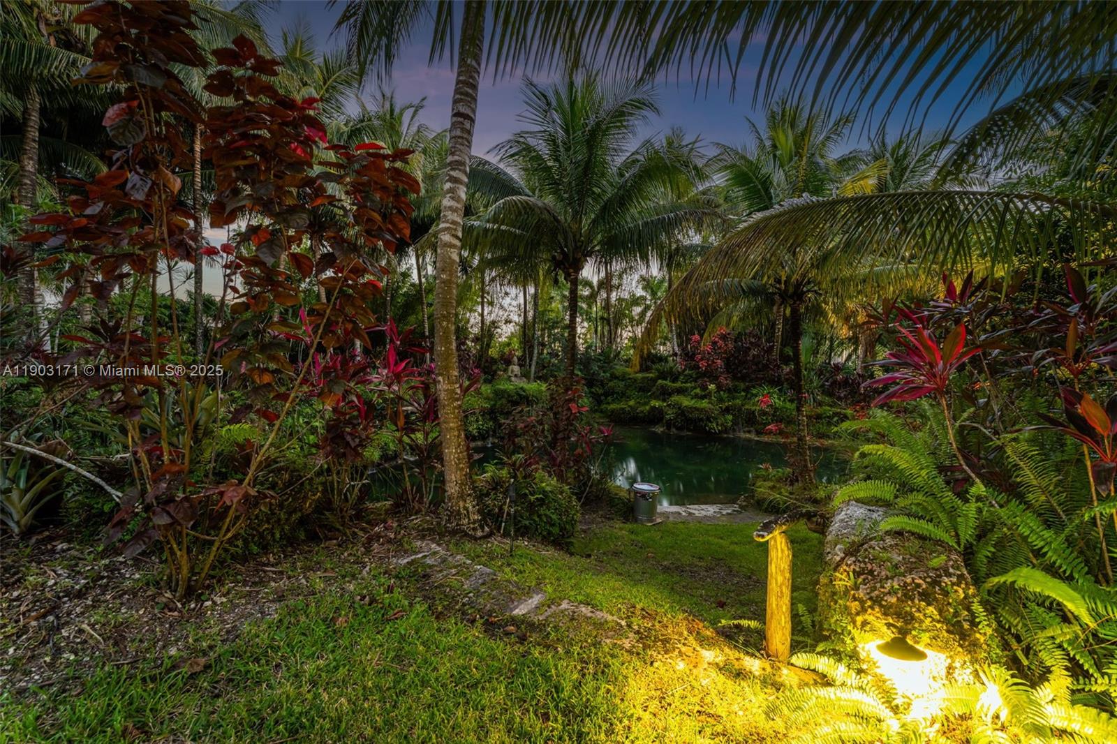 15000 SW 200th St Miami, FL 33187