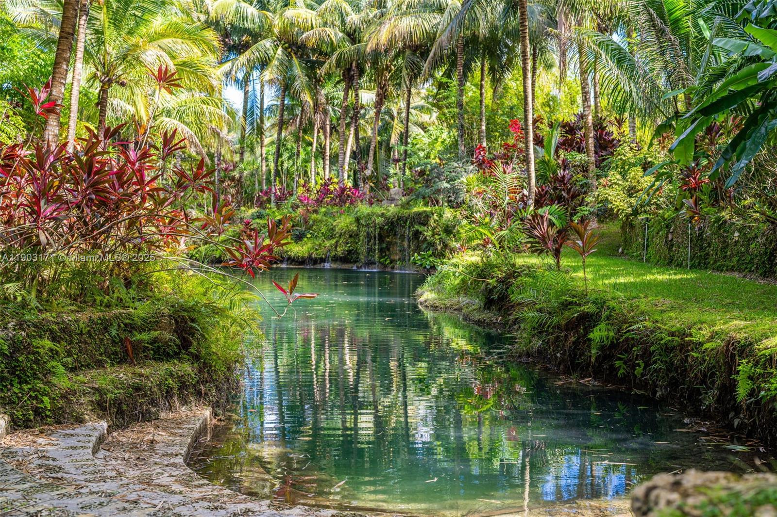 15000 SW 200th St Miami, FL 33187