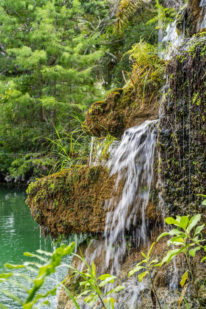 15000 SW 200th St Miami, FL 33187