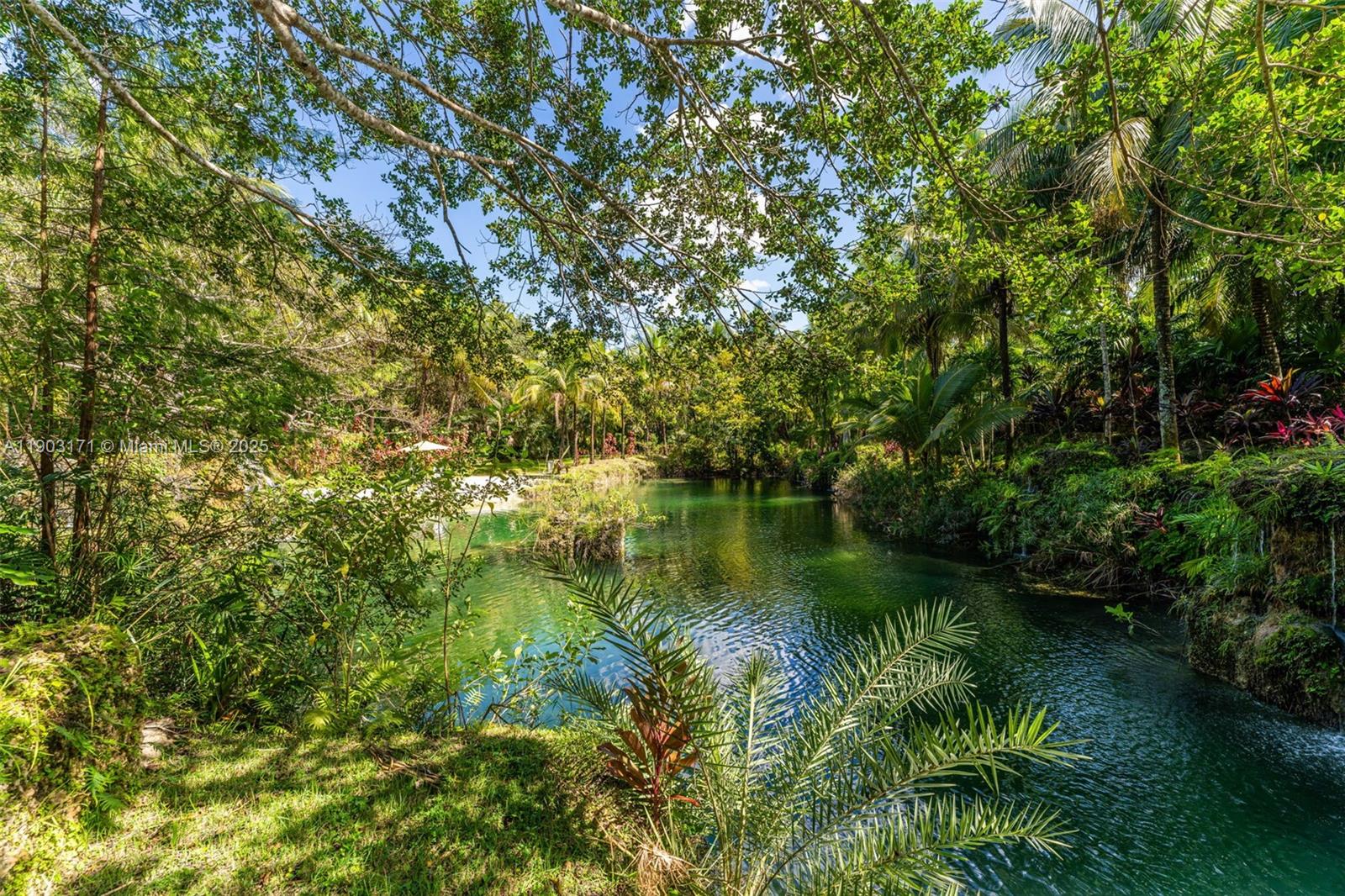 15000 SW 200th St Miami, FL 33187