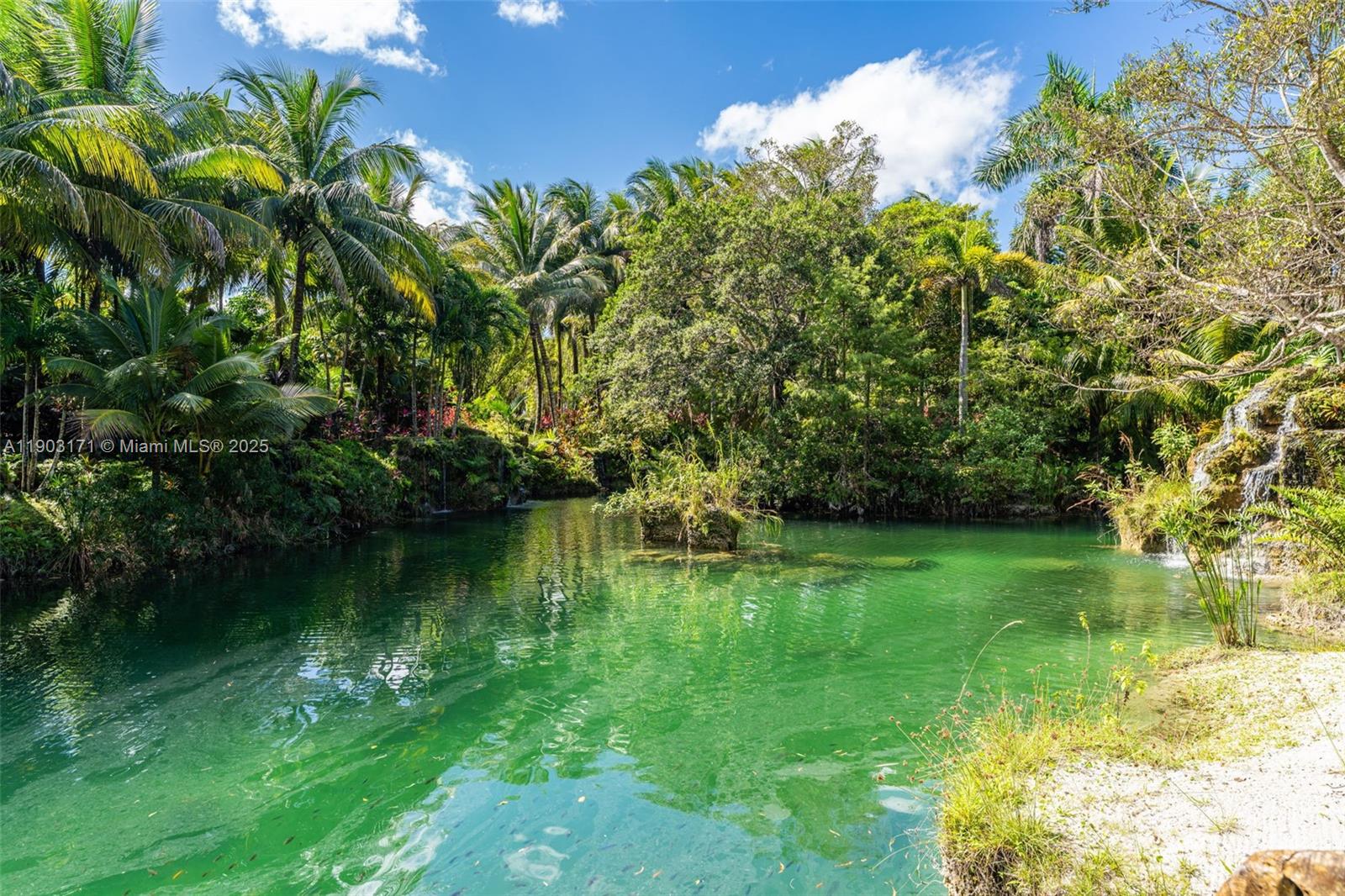 15000 SW 200th St Miami, FL 33187