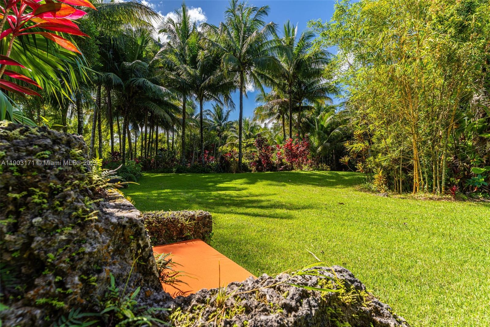 15000 SW 200th St Miami, FL 33187